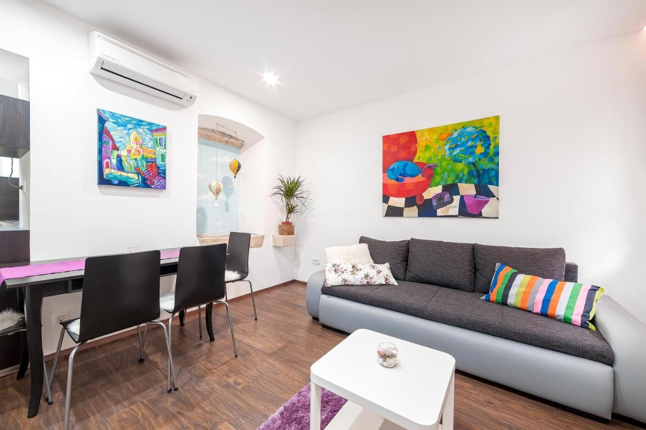 Aparment Lila Apartment ชิเบนิก ภายนอก รูปภาพ