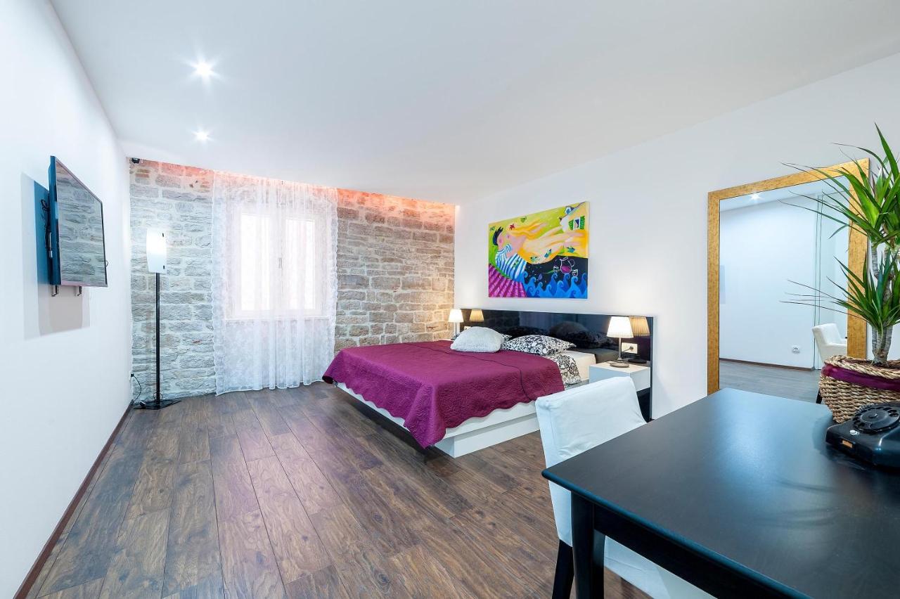 Aparment Lila Apartment ชิเบนิก ภายนอก รูปภาพ
